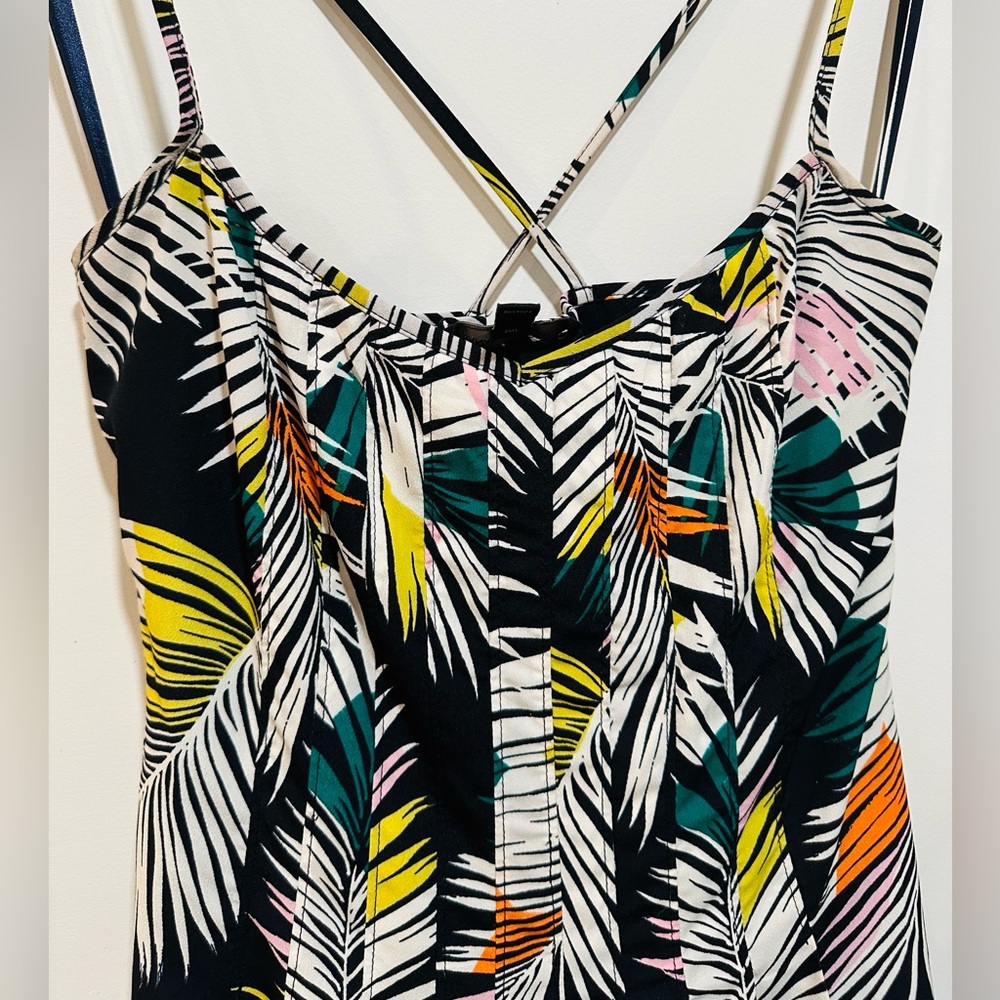 Banana Republic Palm Leaf Maxi Dress. - Picture 7 of 8
